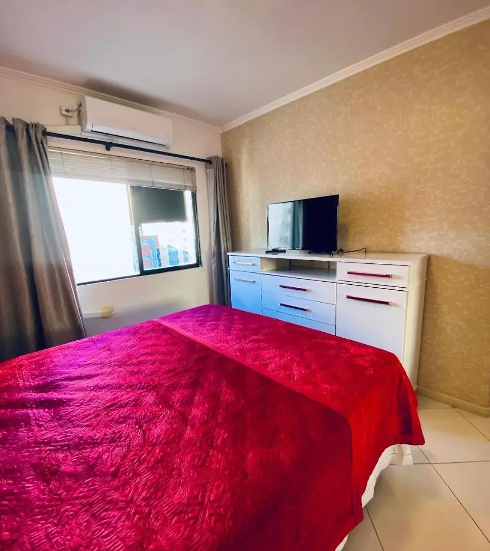 Balneário CamboriúBkormann 302公寓